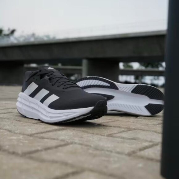 NIB $130 Adidas Men 11.5 Adistar 3 Running Shoes Athletic Training Sneakers - Picture 3 of 12